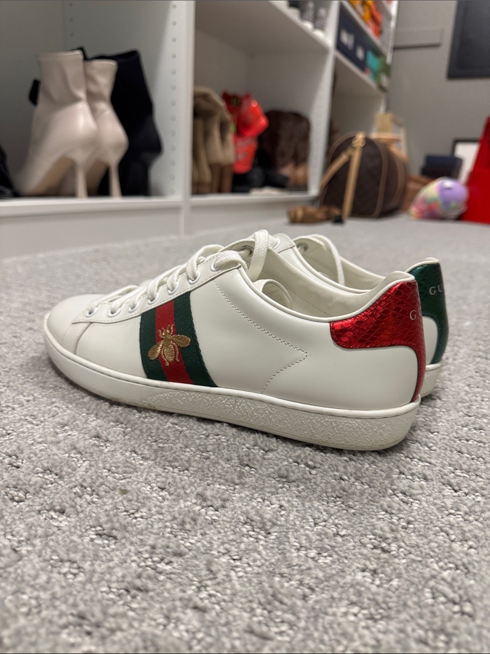 Gucci White Leather Sneakers with Green and Red Web and Gold Bee